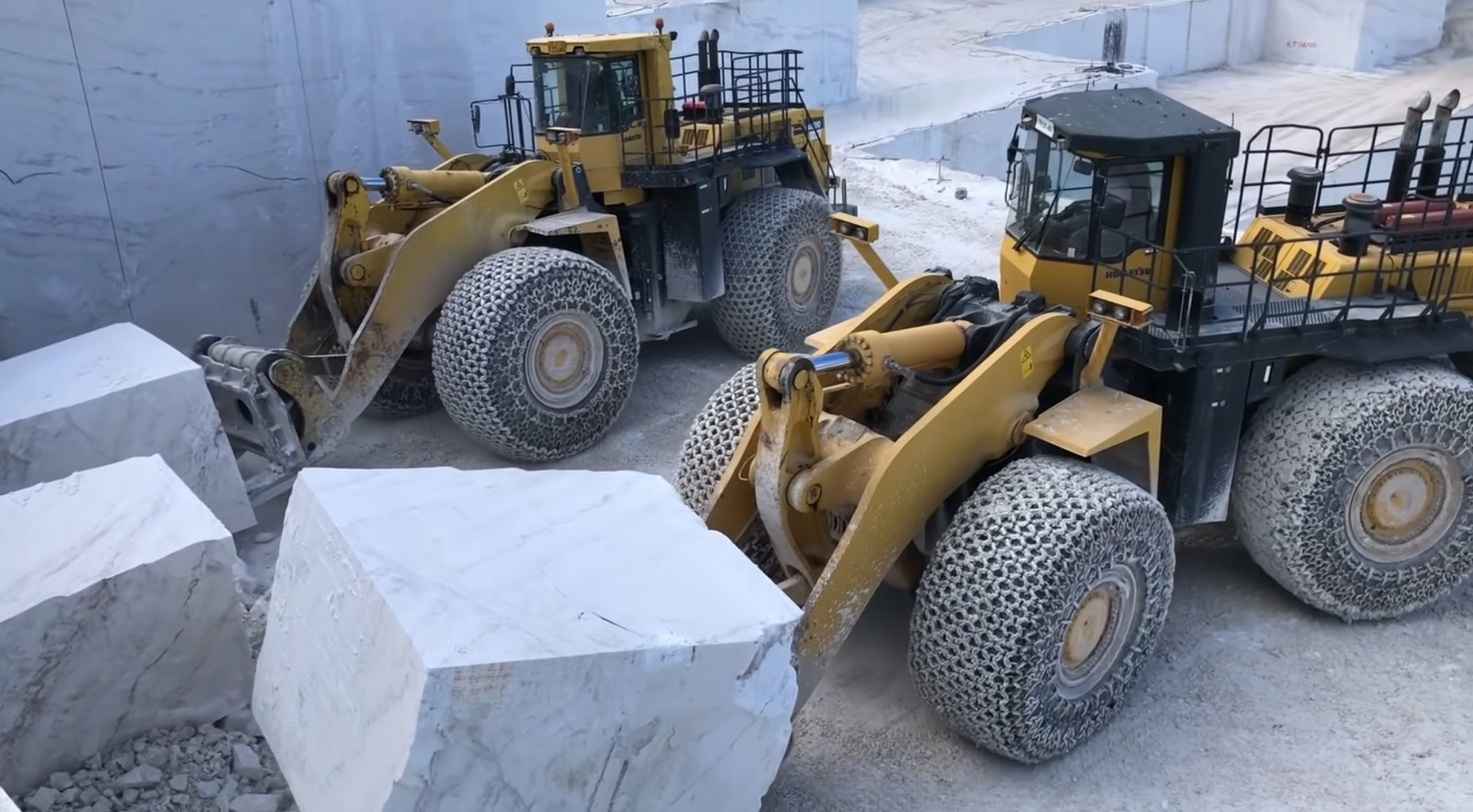 Komatsu WA900 And WA800 Wheel Loaders at marble quarry